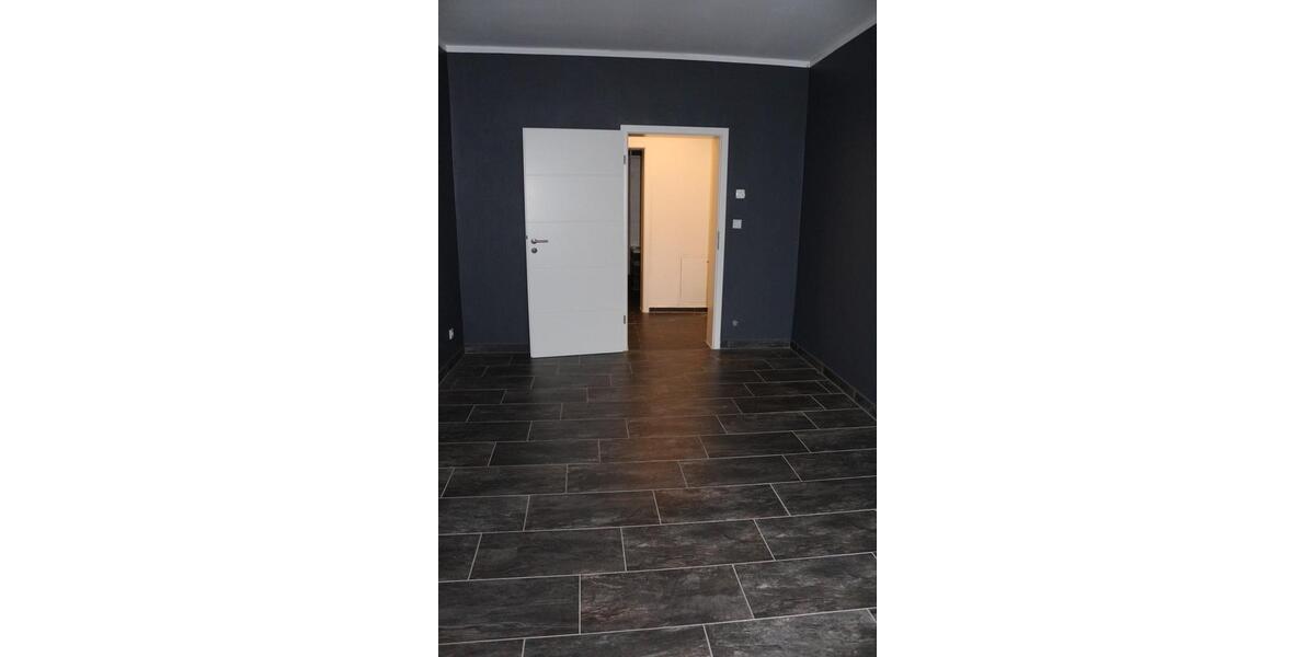 Hochparterre Hagen Hagen-Mitte - 3 Zimmer, 81 m&sup2;, 165.000&euro; | Angebot:27191527