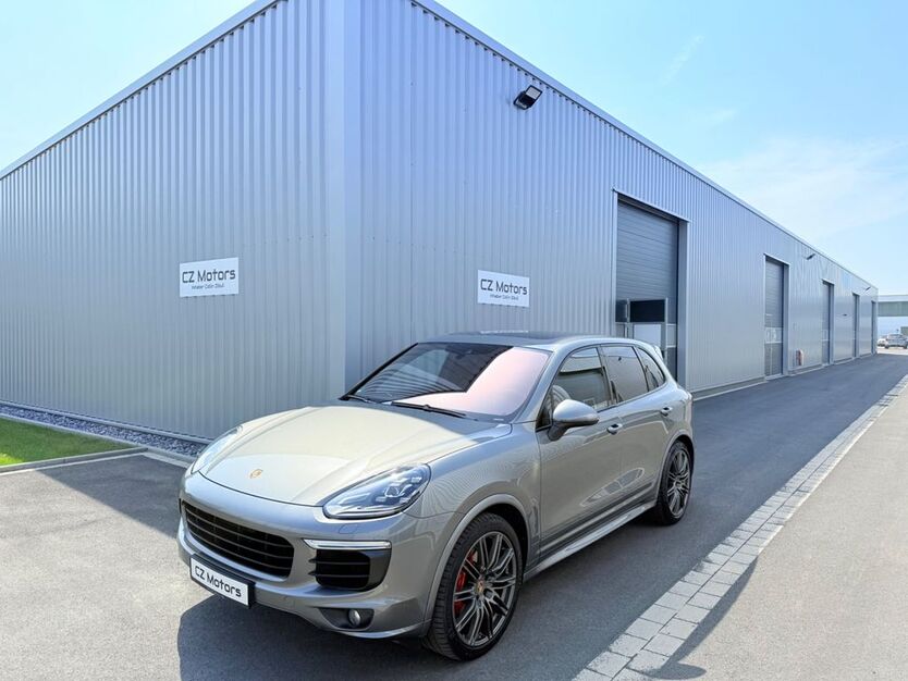Porsche Cayenne 93.371 km 49.900 € Dortmund 44143