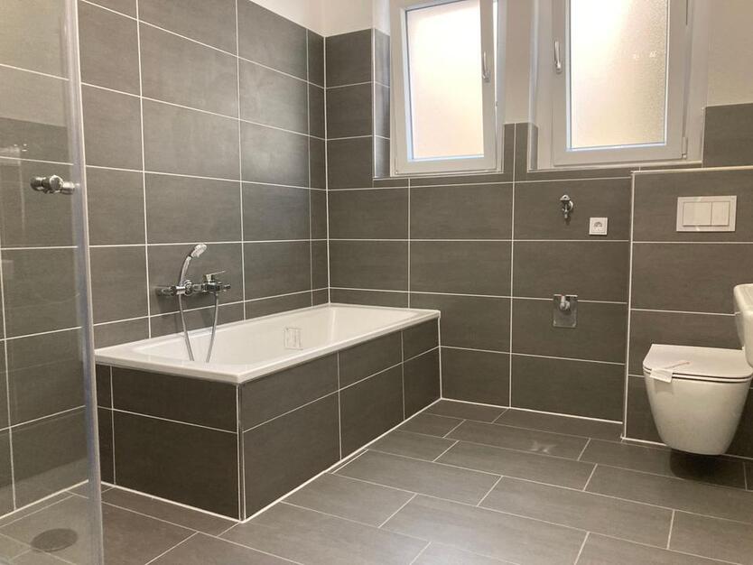 ** Erstbezug nach Modernisierung - Ihr neues Zuhause ist sofort zum Einzug bereit ** zimmer