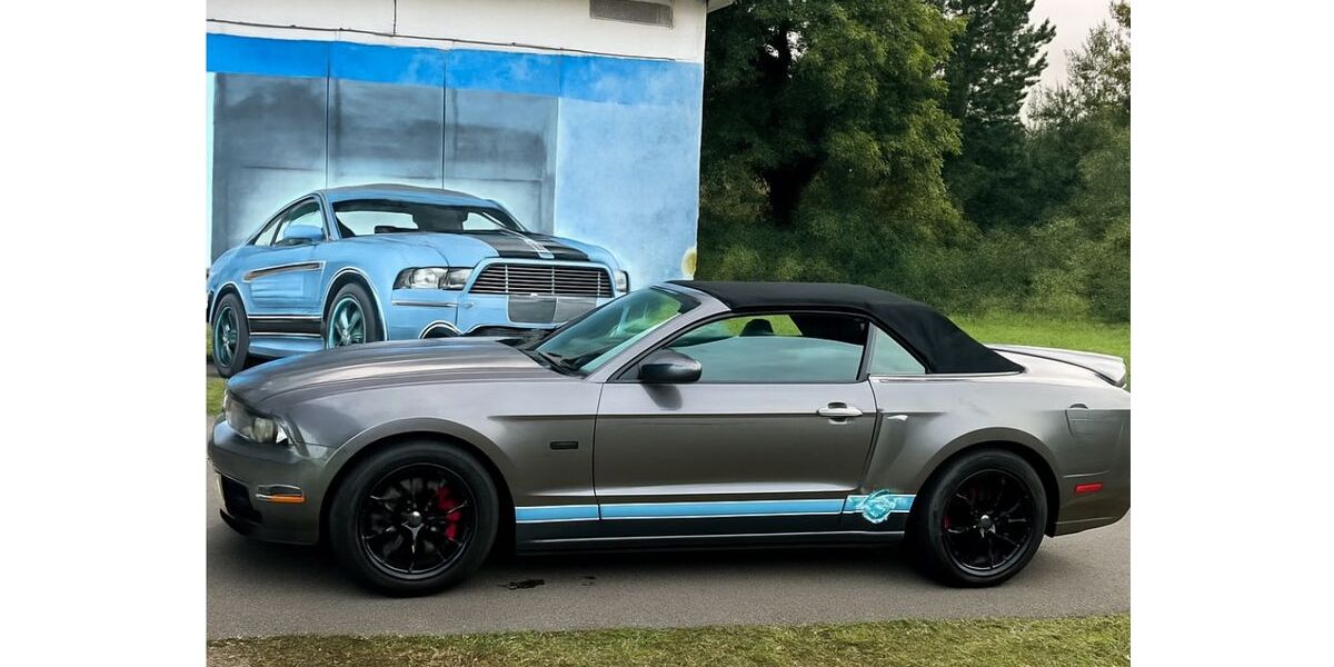 Ford Mustang 96.000 km 25.500 &euro; Gladbeck 45966