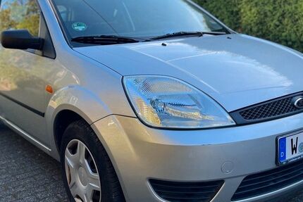 Ford Fiesta 73.886 km 2.150 &euro; Wuppertal 42389