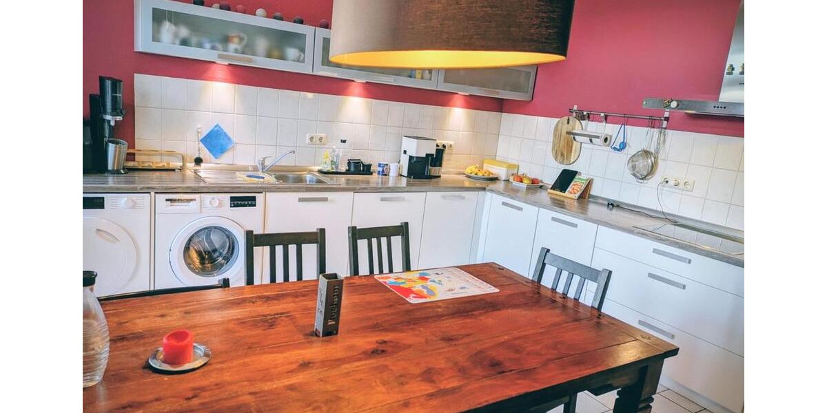 Gemütliche Wohnung in Bo-Ehrenfeld 97qm mit Balkon inkl. Küche 3 zimmer