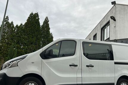 Renault Trafic 104.000 km 11.900 € Essen 45326