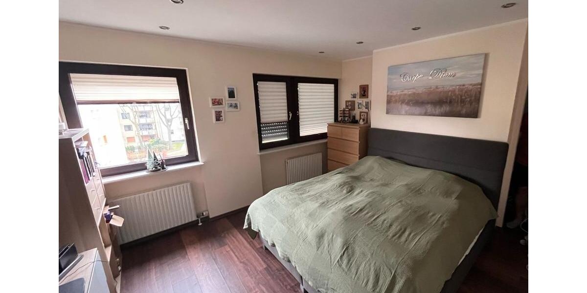 Dachgeschoßwohnung Essen Stadtbezirk IV - 2 Zimmer, 74 m&sup2;, 159.000&euro; | Angebot:25057051