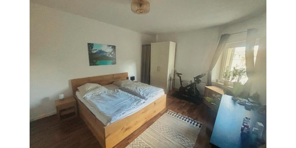 Etagenwohnung Essen Stadtbezirk II - 3 Zimmer, 97 m&sup2;, 1.095&euro; | Angebot:25394270