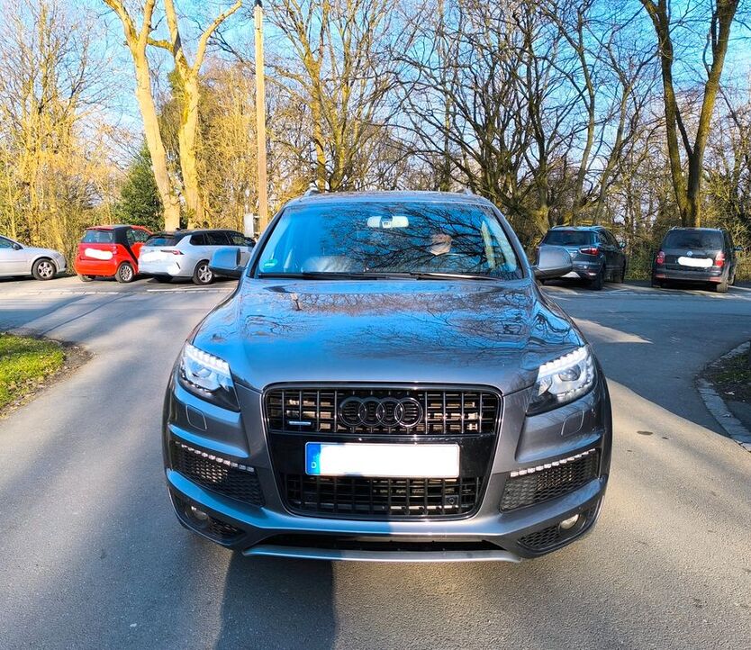 Audi Q7 224.000 km 12.000 € Wuppertal 42285