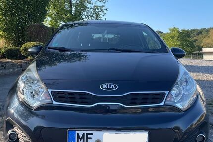 Kia Rio 111.603 km 5.600 &euro; Velbert 42551