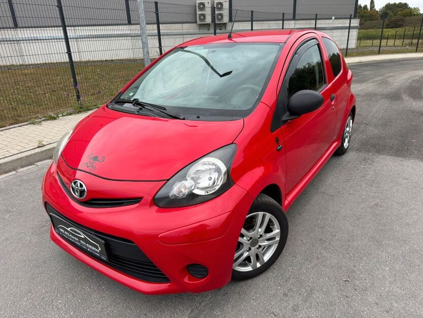 Toyota Aygo (X) 178.000 km 3.090 € Lünen 44536