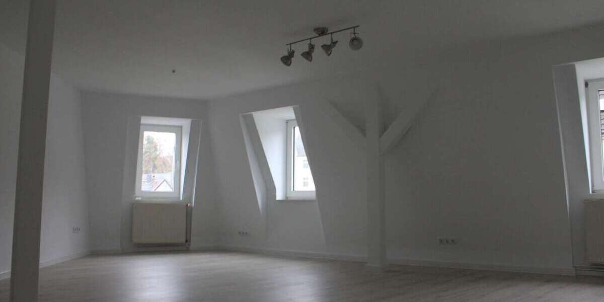 Etagenwohnung Wuppertal Langerfeld - 5 Zimmer, 125 m&sup2;, 1.005&euro; | Angebot:27148205