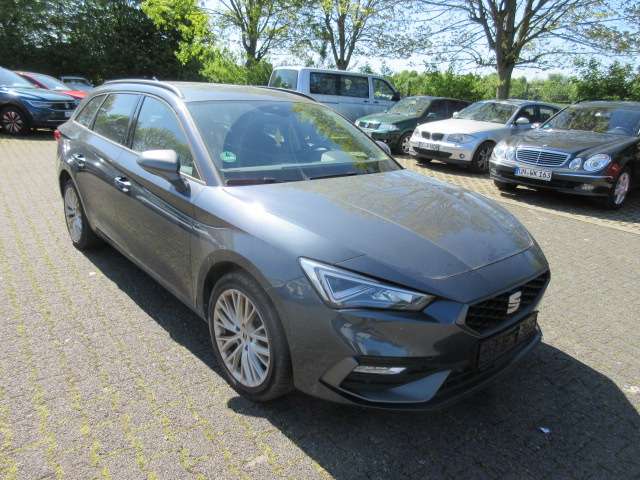 Seat Leon FR SP 1.4 TSI eHybrid leicht beschädigt NAVI 59.970 km 18.988 € Bergkamen 59192