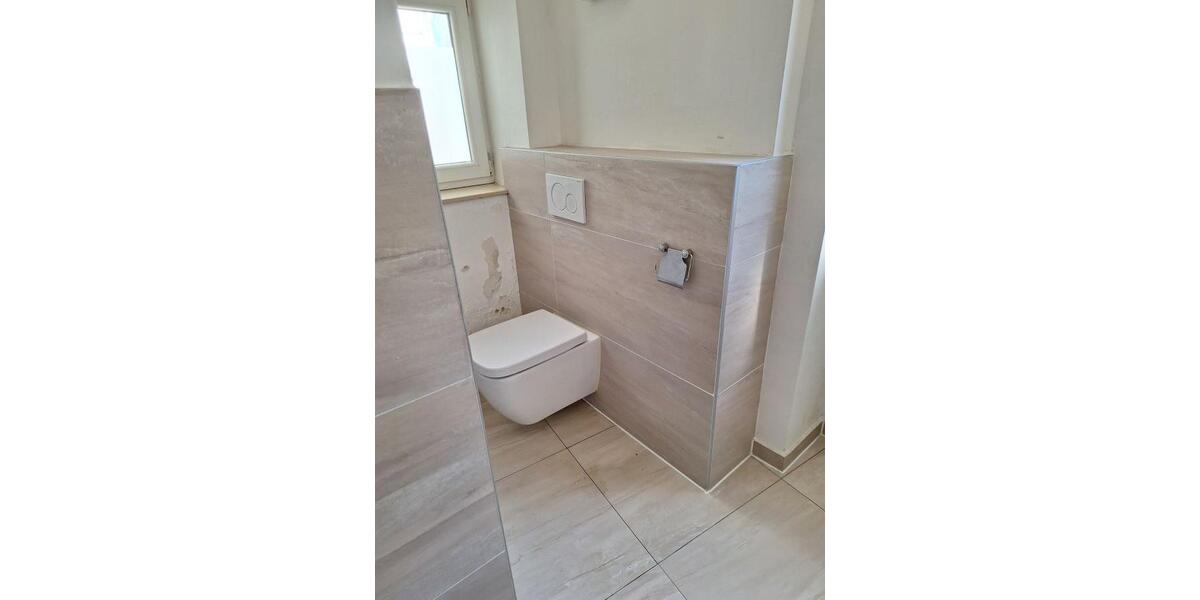 Provisionsfrei* Große 4-Zi-Wo, Gelsk Heßler, bezugsfrei, Erdgeschoß, Garage mgl. 4 zimmer