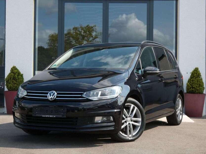 VW Touran 170.057 km 17.350 € Bochum 44807