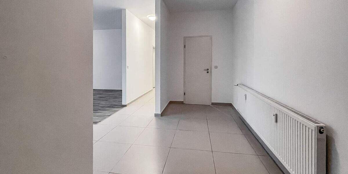 Exklusiv Wohnen in der City: 4,5 Zimmer mit Balkon - Aufzug - Tiefgarage 4 zimmer