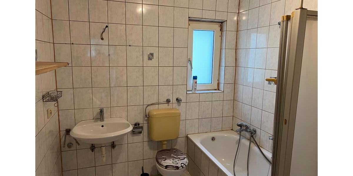 Etagenwohnung Bochum Günnigfeld - 3 Zimmer, 70 m&sup2;, 670&euro; | Angebot:26231923