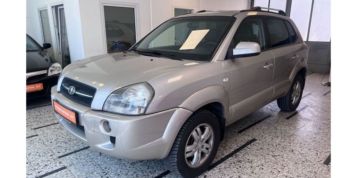 Hyundai TUCSON 149.000 km 2.980 &euro; Recklinghausen 45657