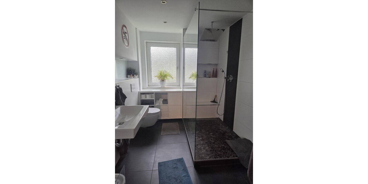 Etagenwohnung Velbert Neviges - 4 Zimmer, 100 m&sup2;, 278.600&euro; | Angebot:26385752