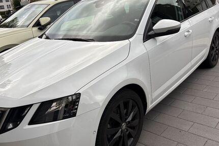 Skoda Octavia 50.000 km 21.000 &euro; Mülheim der Ruhr 45473