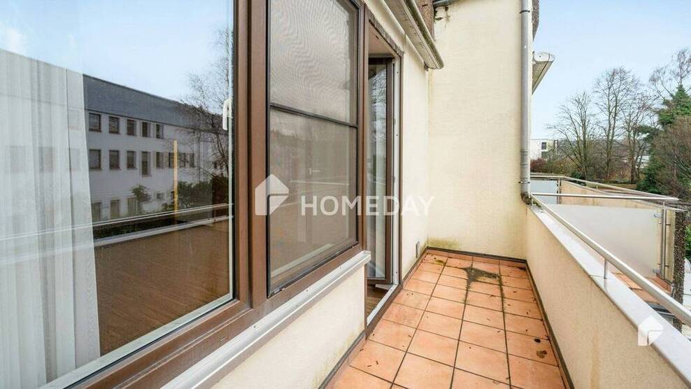 Bezugsfrei! Großzügige 6-Zimmer-Wohnung mit Balkon, EBK und 4 Stellplätzen in Wetter (Ruhr)