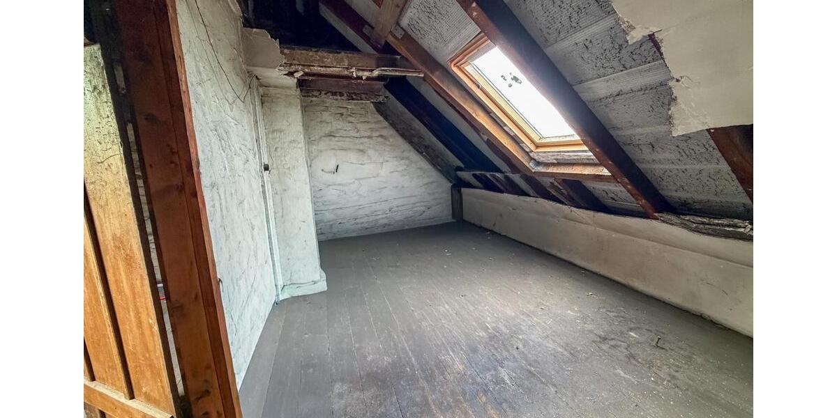 Etagenwohnung Wuppertal Barmen - 4 Zimmer, 102 m&sup2;, 220.000&euro; | Angebot:26827322