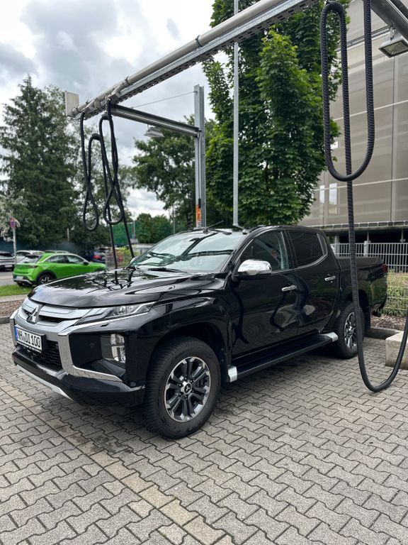 L200