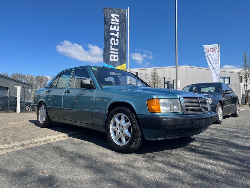 Mercedes-Benz 190 197.000 km 5.999 € Bochum 44809