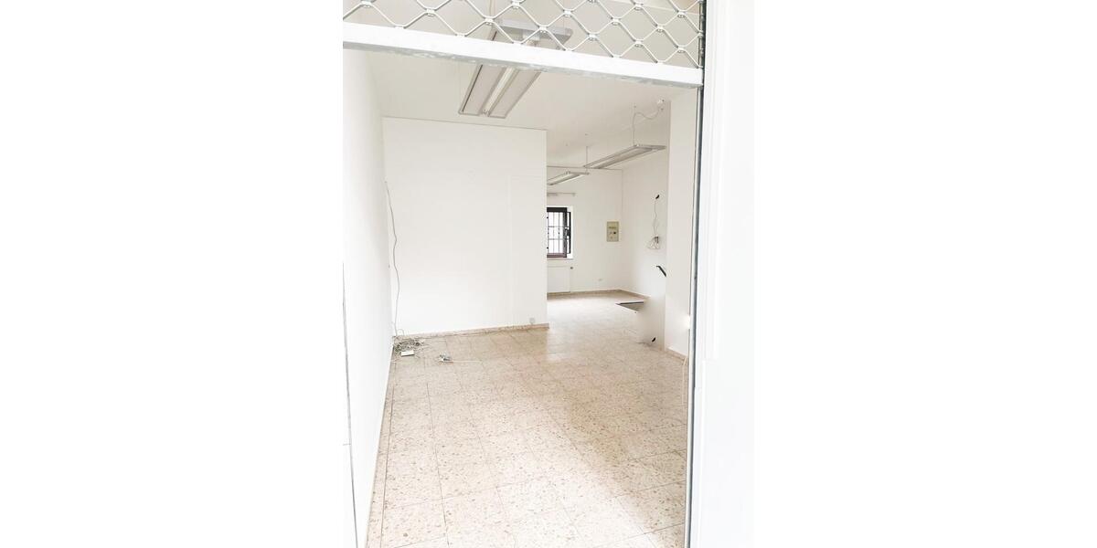 Gewerbeobjekt Oberhausen Biefang - 600&euro; | Angebot:26654492