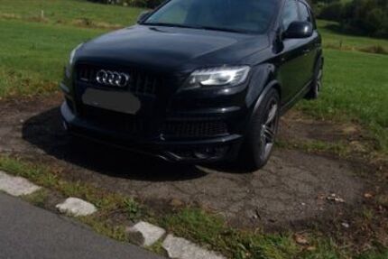 Audi Q7 279.500 km 19.200 € Radevormwald 42477