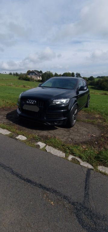 Audi Q7 279.500 km 19.200 € Radevormwald 42477
