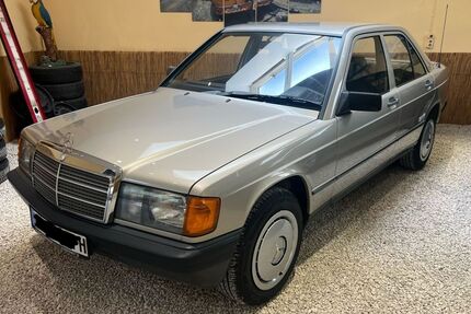 Mercedes-Benz 190 62.000 km 10.999 € Wuppertal 42115