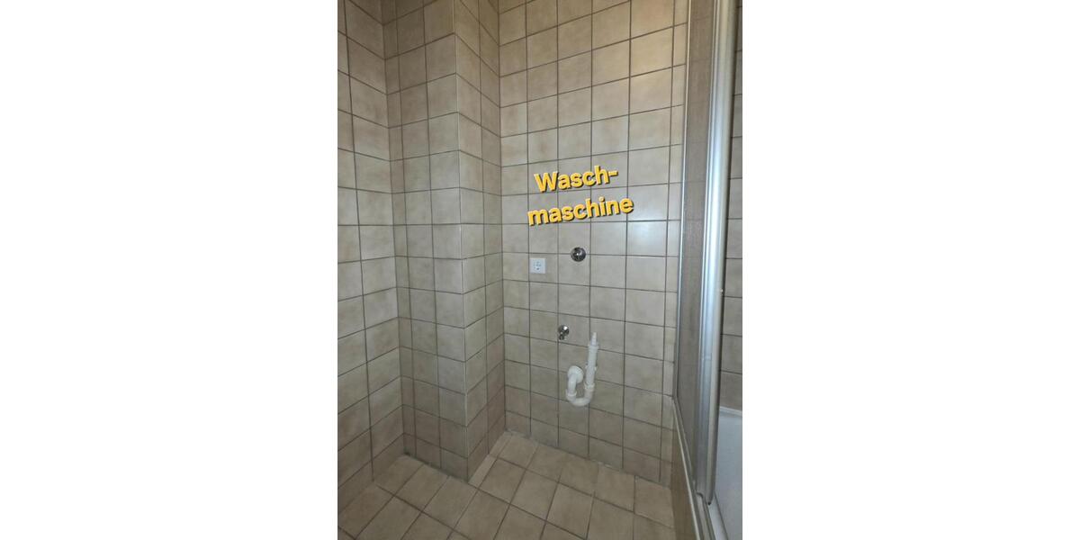 Urbane Dachgeschoss-Romantik! Helles Single-Refugium in Essen-Kray: 2,5 ZW, renoviert-bezugsfertig 2 zimmer