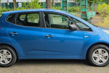 Kia Venga 128.900 km 4.450 &euro; Dorsten 46282