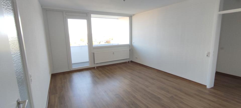 Dachgeschoßwohnung Dortmund Hombruch - 3 Zimmer, 80 m&sup2;, 824&euro; | Angebot:26222263
