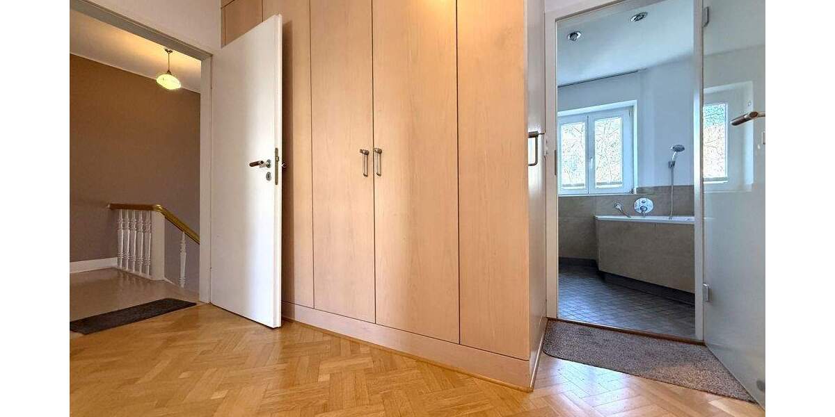 Einfamilienhaus Gelsenkirchen Altstadt - 6 Zimmer, 188 m&sup2;, 265.000&euro; | Angebot:25537456