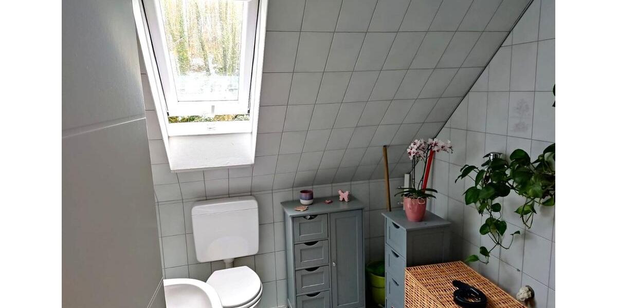 Dachgeschoßwohnung Wuppertal Gemarkung Elberfeld - 2 Zimmer, 60 m&sup2;, 575&euro; | Angebot:25753658