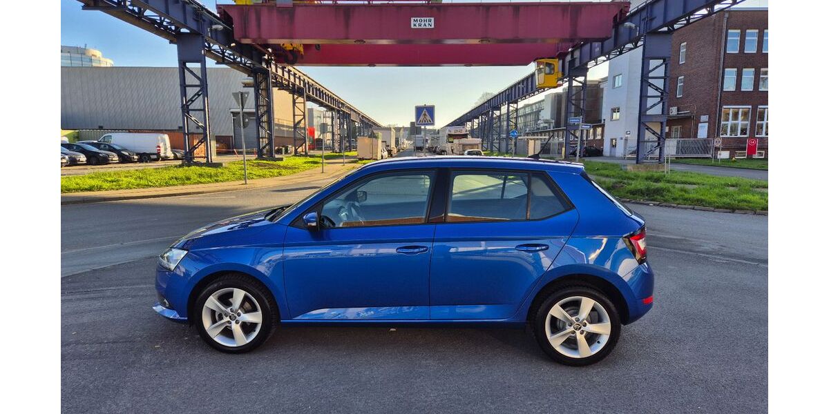 Skoda Fabia 51.500 km 9.190 &euro; Mülheim 45476
