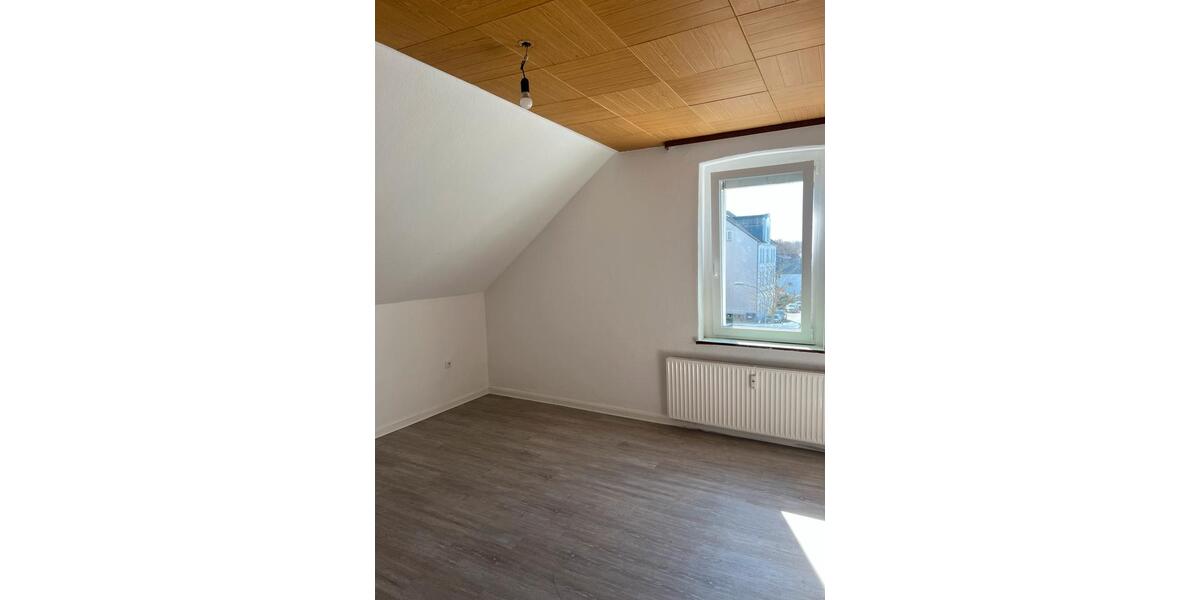 Dachgeschoßwohnung Bochum Bochum-Südwest - 2 Zimmer, 70 m&sup2;, 675&euro; | Angebot:25753657