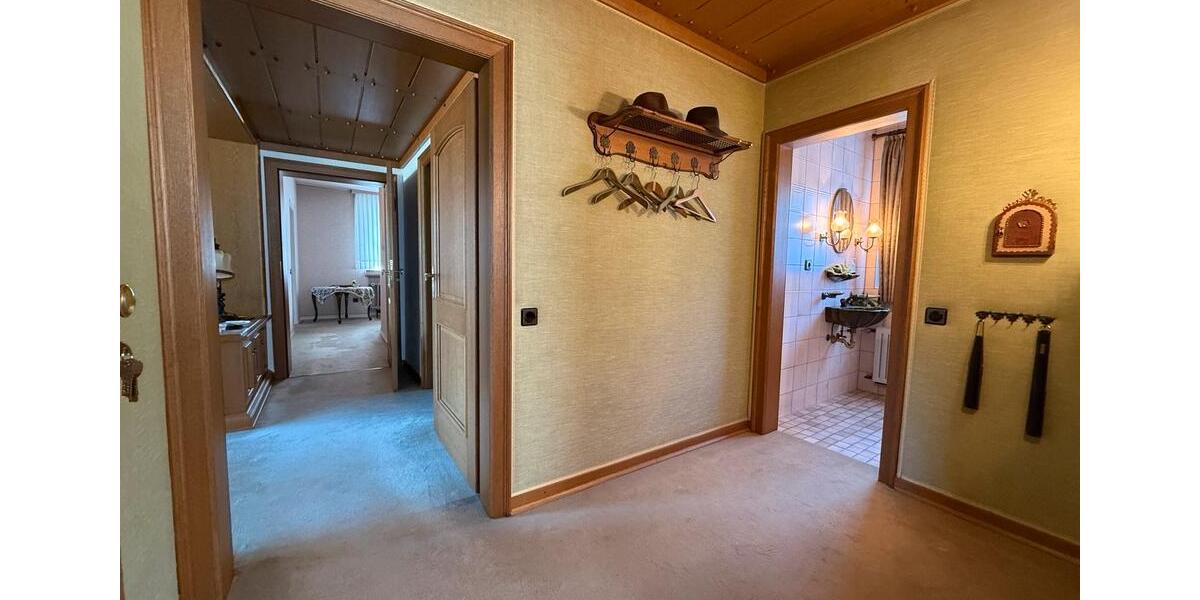 Einfamilienhaus Gladbeck - 7 Zimmer, 185 m&sup2;, 2.600&euro; | Angebot:26397453