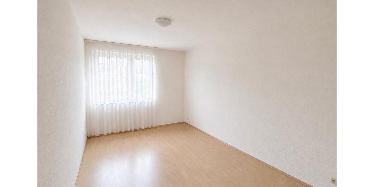 Etagenwohnung Wuppertal Gemarkung Elberfeld - 2 Zimmer, 62 m&sup2;, 600&euro; | Angebot:26588847