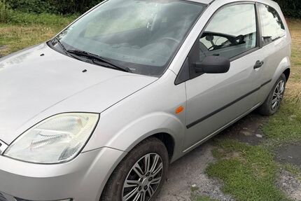 Ford Fiesta 110.718 km 2.300 &euro; Witten 58453