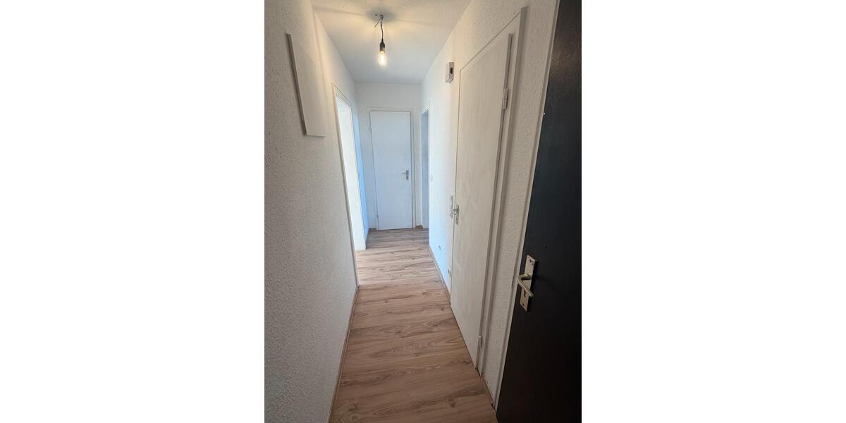 Dachgeschoßwohnung Bochum Wiemelhausen - 1 Zimmer, 38 m&sup2;, 390&euro; | Angebot:25365491