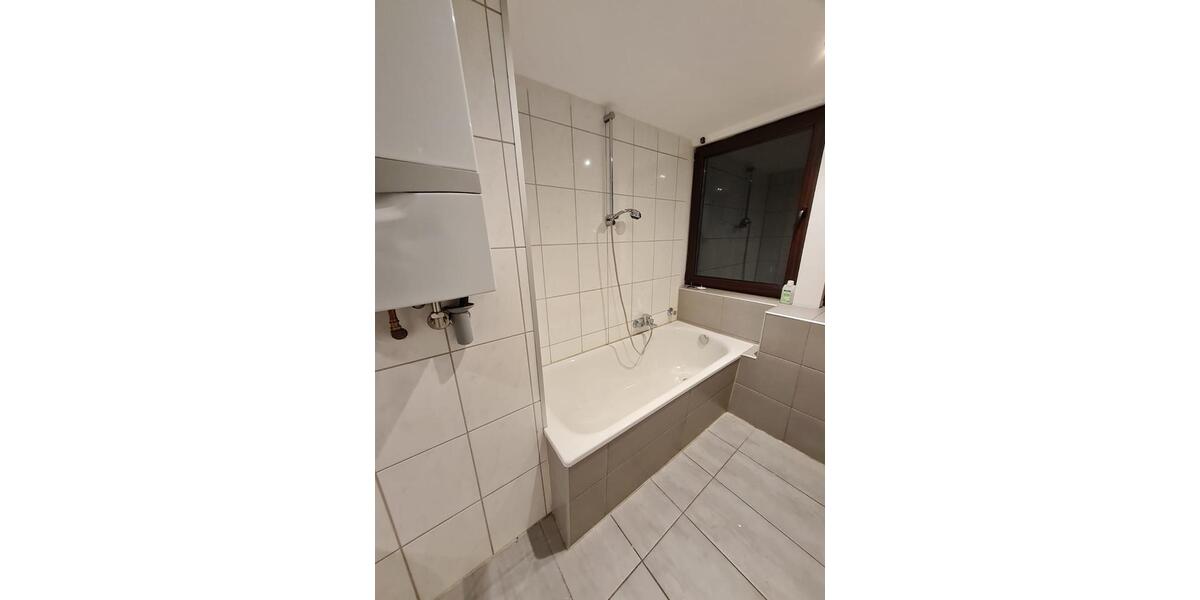 Großzügige 4-Zimmer-Wohnung mit Balkon – ideal für Familien 4 zimmer