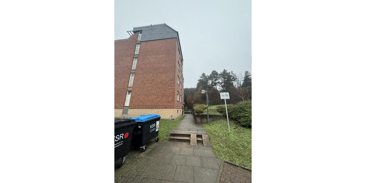 Bei VIVAWEST die Sonnenstrahlen auf dem eigenen Balkon genießen. 1.5 zimmer