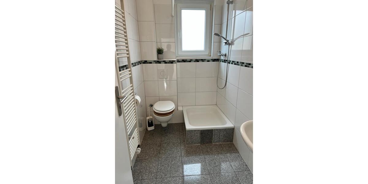 Helle 3‑Zimmer-Erdgeschosswohnung mit Balkon, saniert, 64,56 m 3 zimmer