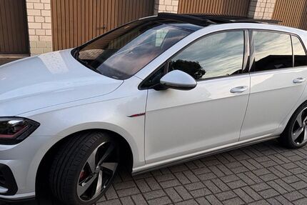 VW Golf 88.000 km 22.500 &euro; Dortmund 44388