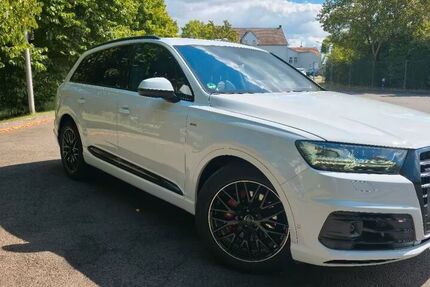 Audi Q7 92.000 km 19.500 &euro; Mülheim 45472