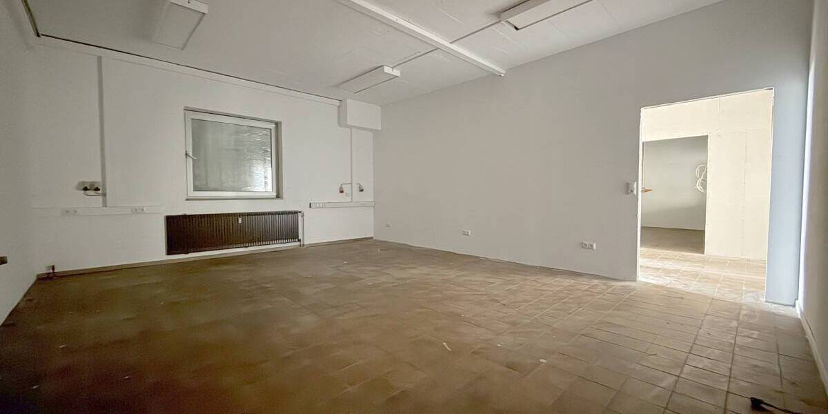 Einfamilienhaus Oberhausen Lirich-Nord - 9 Zimmer, 2.300&euro; | Angebot:26585910