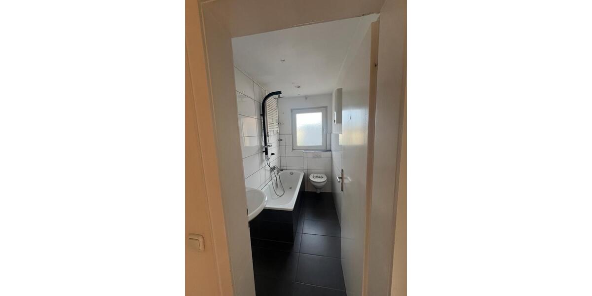 2,5 Z große WG 65 m2 2 zimmer