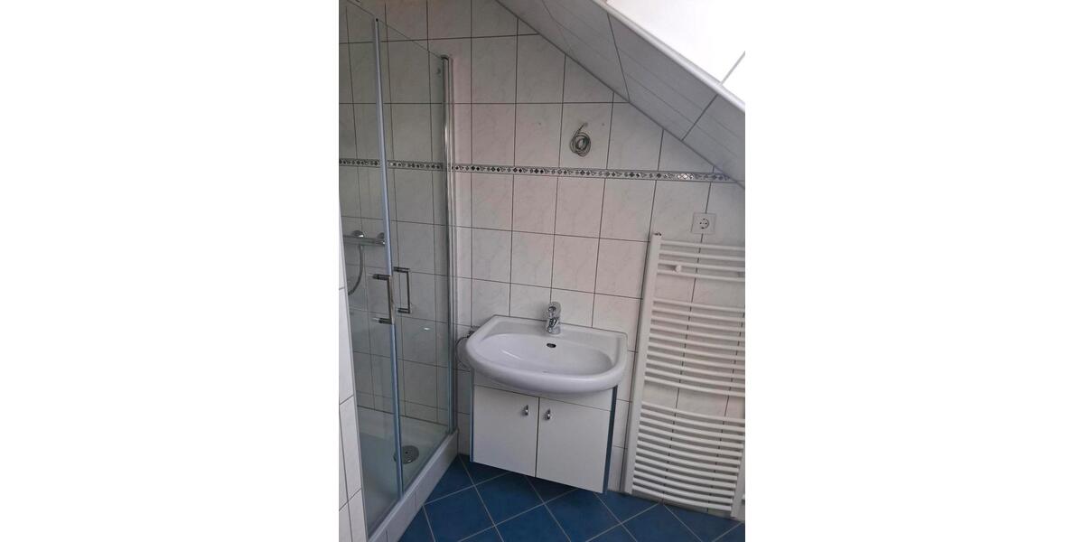 Dachgeschoßwohnung Dortmund Huckarde - 3 Zimmer, 74 m&sup2;, 560&euro; | Angebot:25547510