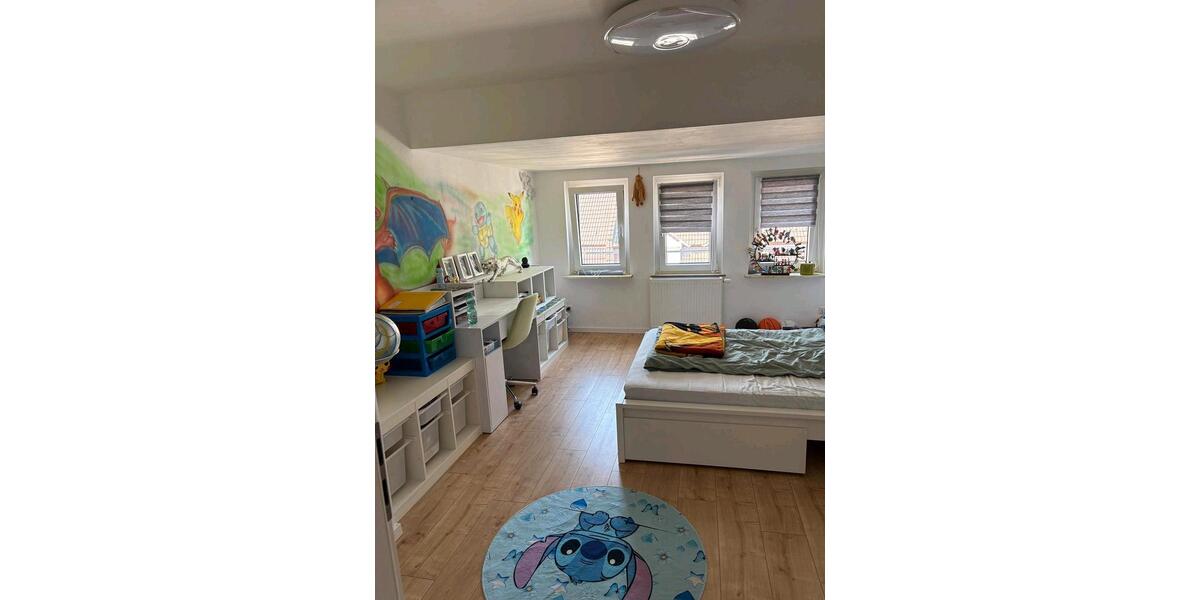 Dachgeschoßwohnung Dortmund Mengede - 4 Zimmer, 125 m&sup2;, 950&euro; | Angebot:27594107