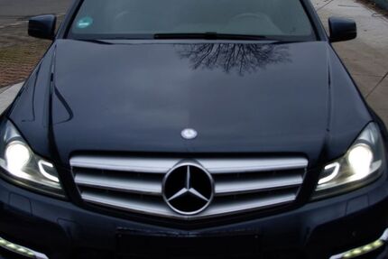 Mercedes-Benz C 250 234.000 km 7.900 &euro; Bottrop 46242